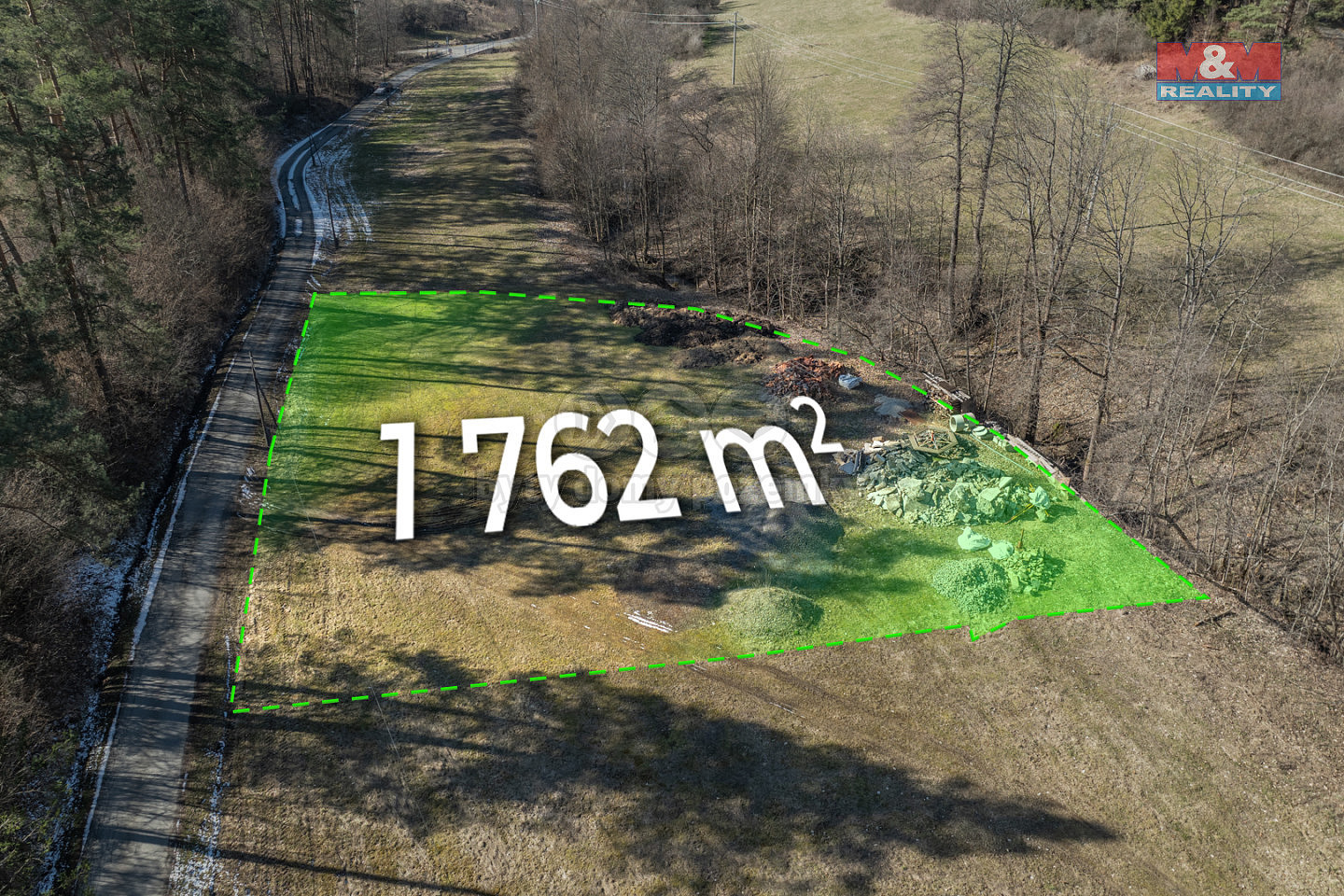 Prodej pozemku 1 762 m²