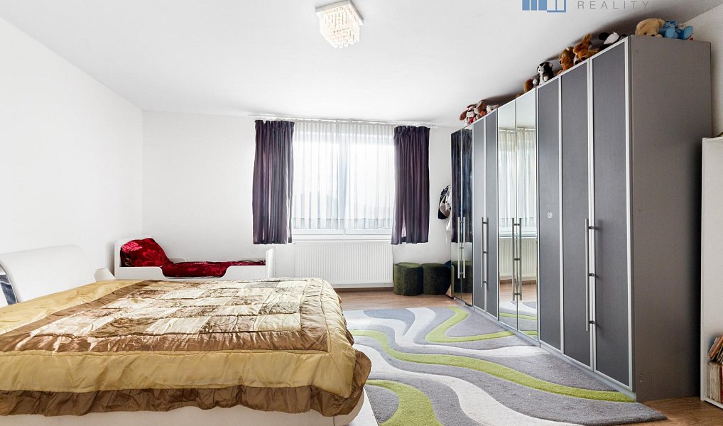 Prodej domu 252 m² s pozemkem 1 468 m², Teplice – náhled fotky 13