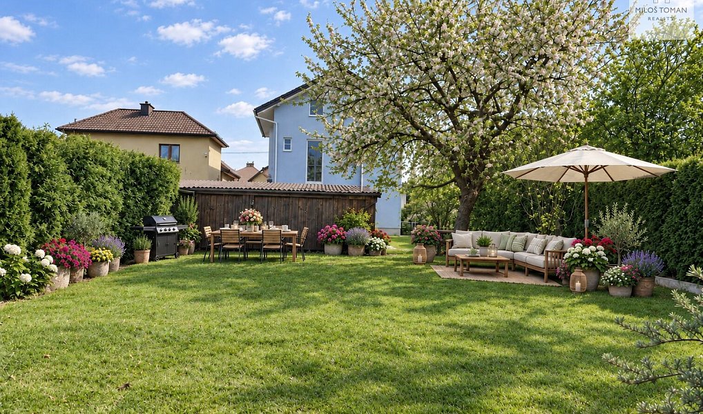Prodej domu 230 m² s pozemkem 559 m², Klatovy – náhled fotky 2