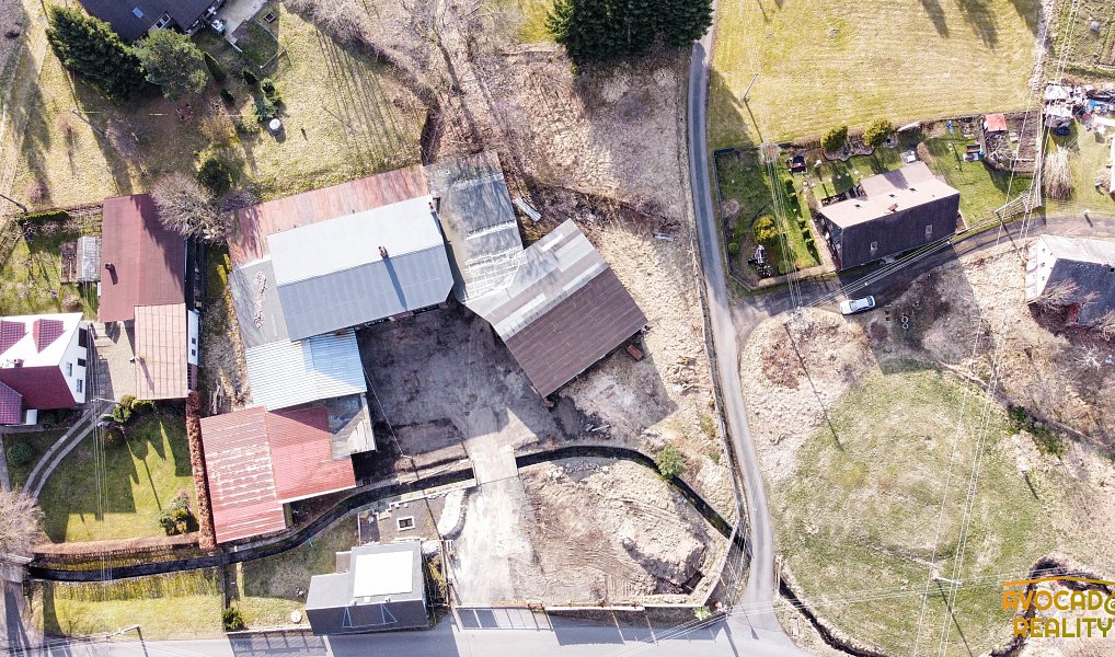 Prodej výrobních prostor 500 m², Staré Křečany – náhled fotky 4