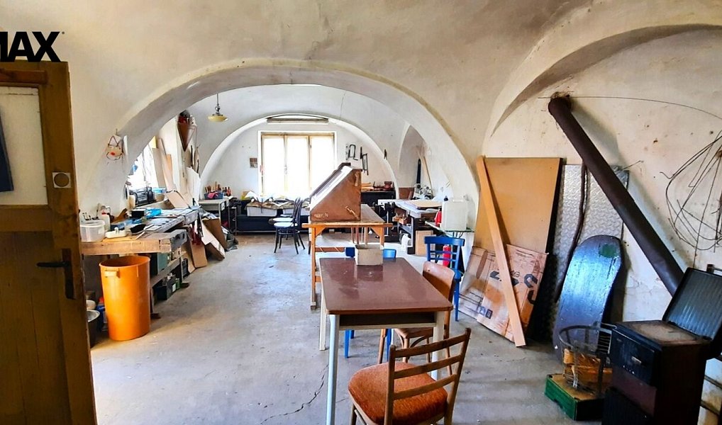 Prodej ubytovacího objektu 416 m², Slavonice – náhled fotky 22