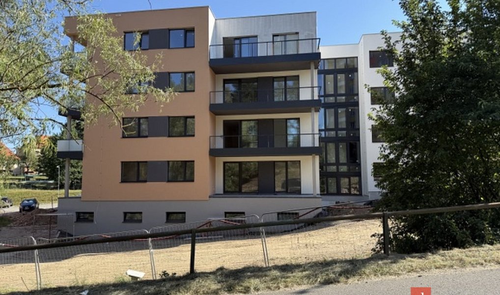 Prodej bytu 1+kk 33 m², Kaplice – náhled fotky 10