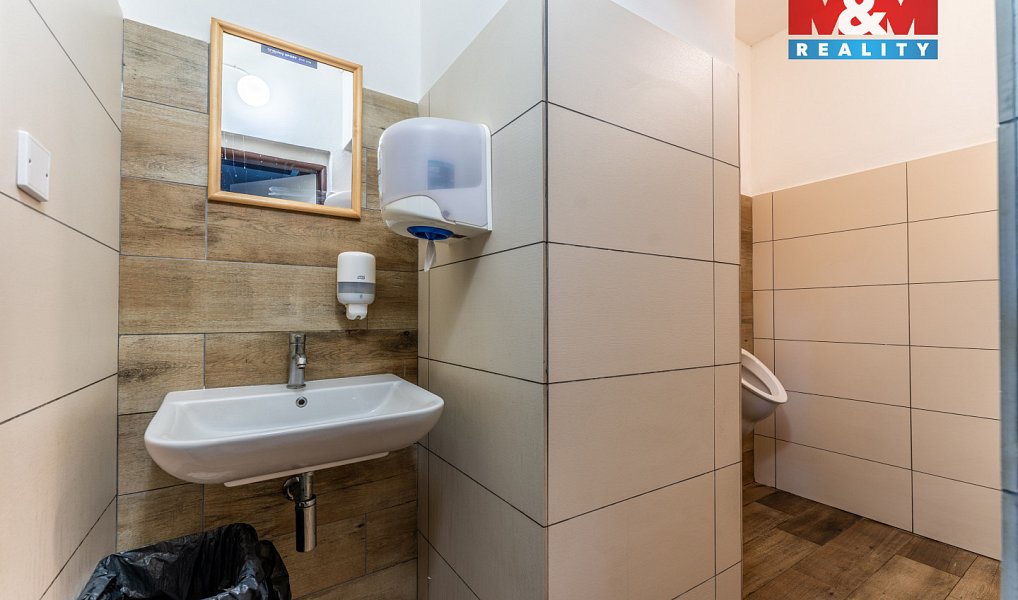 Prodej restaurace 318 m², Rakovník – náhled fotky 12