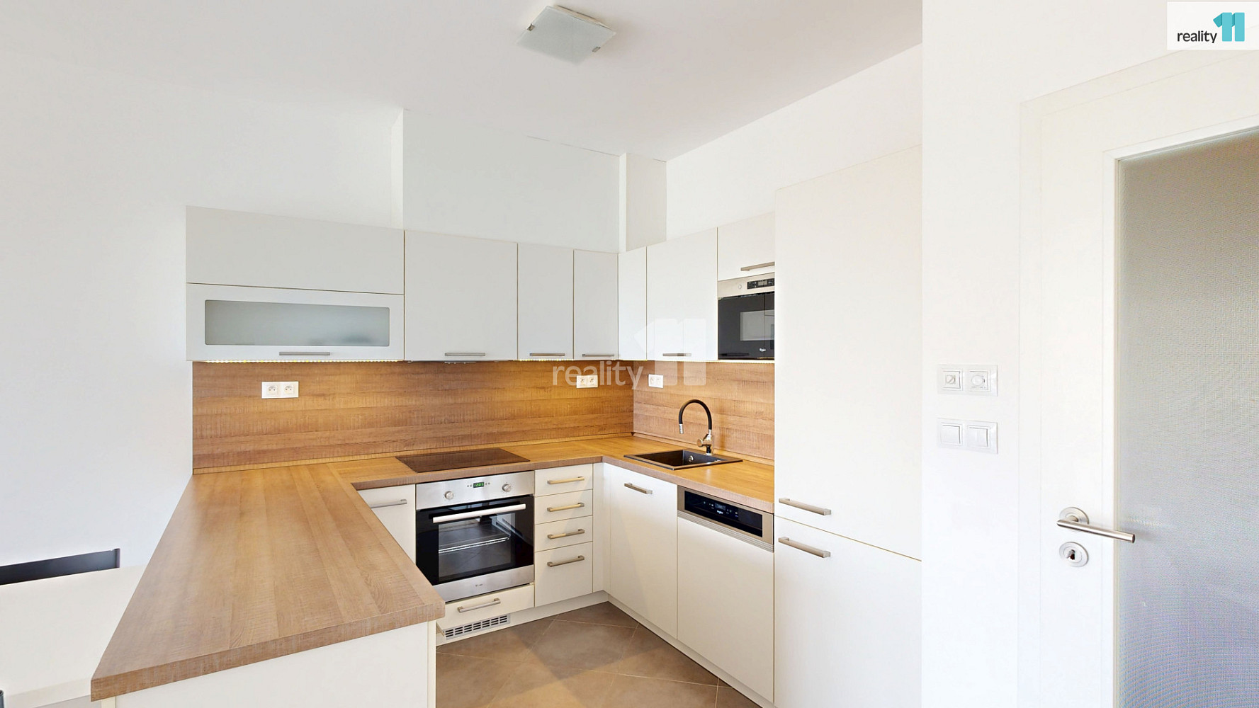 Prodej bytu 3+kk 82 m² — photo 3