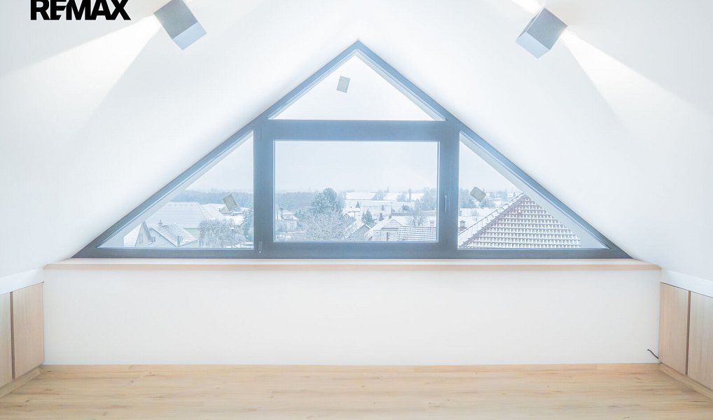 Prodej bytu 4+1 130 m², Černilov – náhled fotky 20