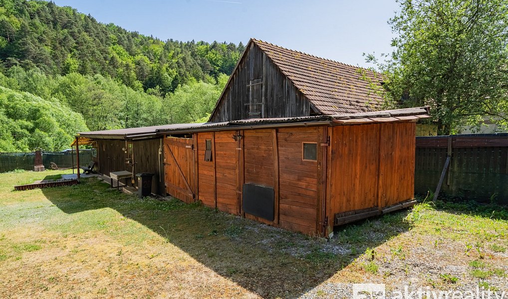 Prodej domu 150 m² s pozemkem 1 261 m², Mšeno – náhled fotky 25