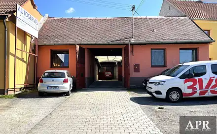 Pronájem obchodních prostor 60 m², Uherský Brod, okres Uherské Hradiště