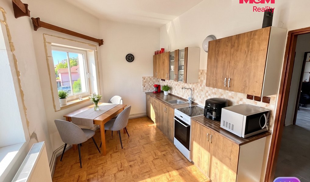 Prodej domu 210 m² s pozemkem 180 m², Cítoliby – náhled fotky 2