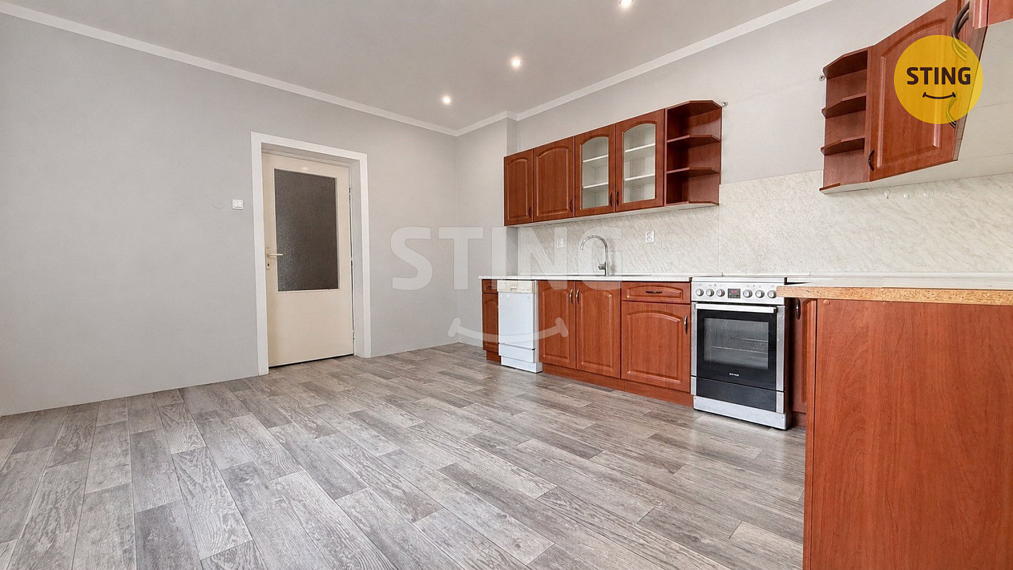 Prodej domu 280 m² s pozemkem 259 m² – fotografie 3