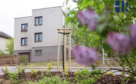 Prodej domu 231 m² s pozemkem 630 m², Pod Floriánem, Pelhřimov