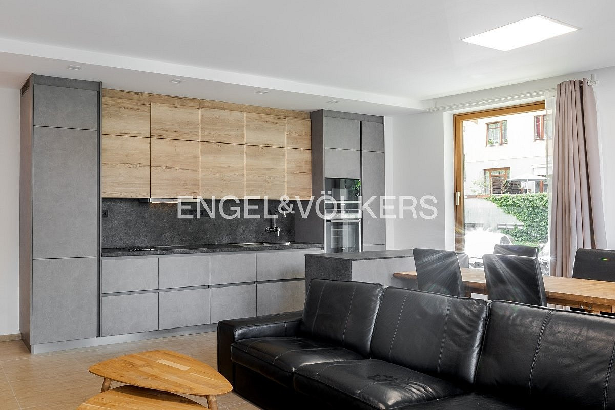Pronájem bytu 3+kk 79 m² – fotografie 4