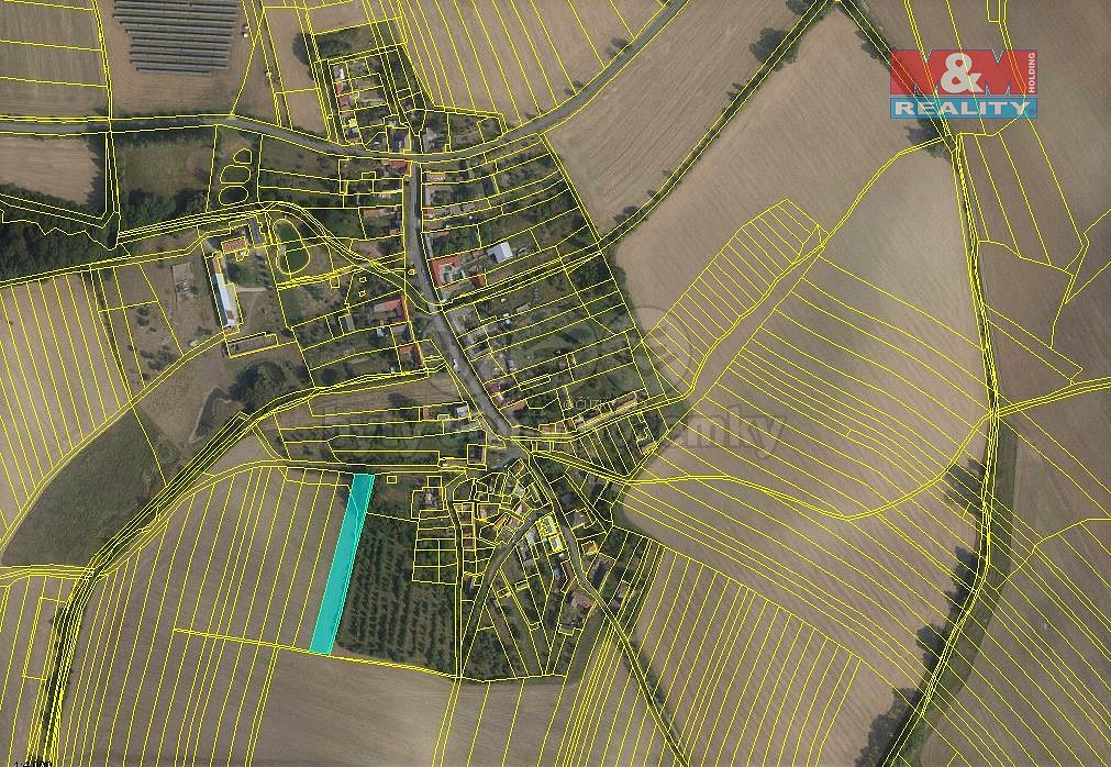Prodej pole 2 307 m²