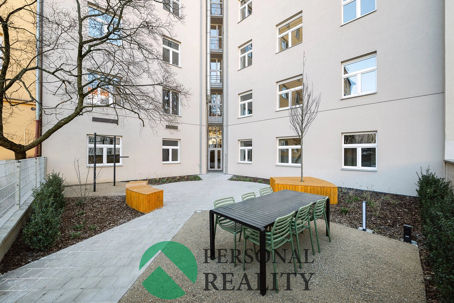 Prodej bytu 2+kk 64 m²