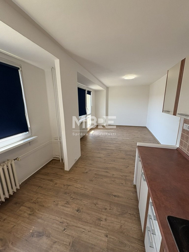 Pronájem bytu 2+kk 59 m² — photo 3