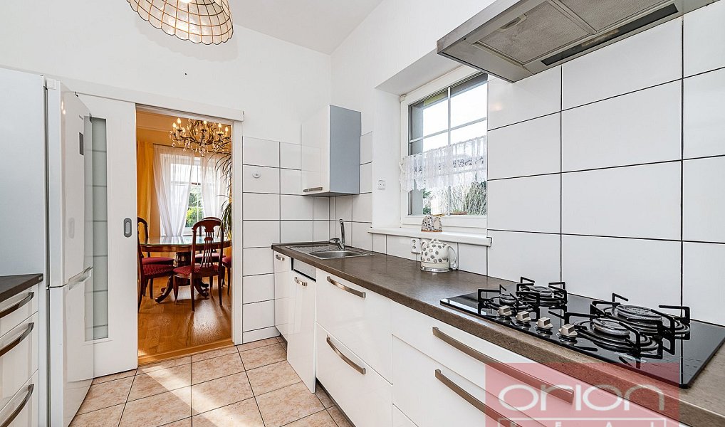 Pronájem domu 253 m² s pozemkem 900 m², Praha – náhled fotky 5