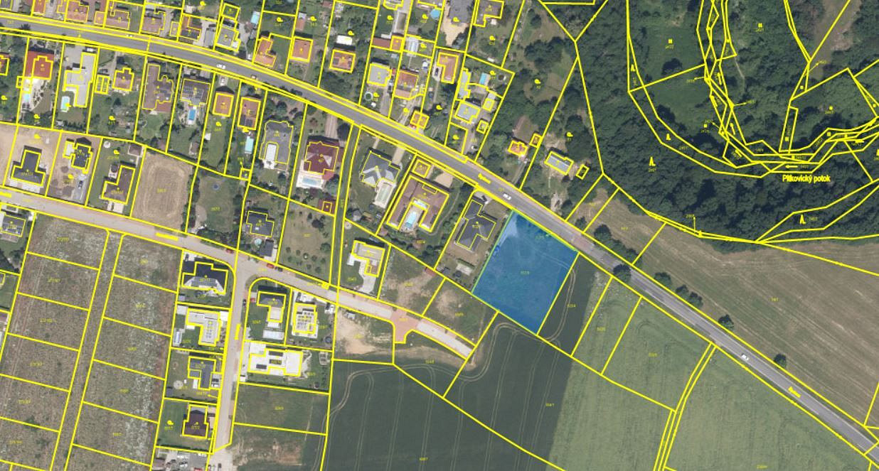 Prodej stavebního pozemku 2 300 m² – fotografie 4