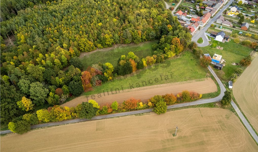 Prodej stavebního pozemku 7 821 m², Náměšť na Hané – náhled fotky 2