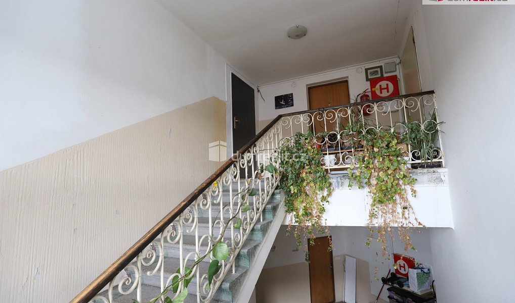 Prodej bytu 3+1 87 m², Cheb – náhled fotky 23