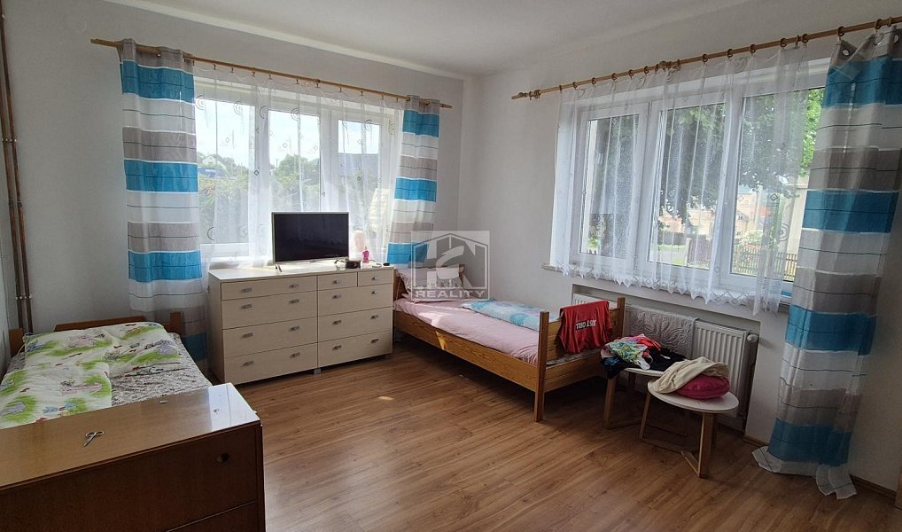 Prodej domu 378 m² s pozemkem 1 507 m², Varnsdorf – náhled fotky 8