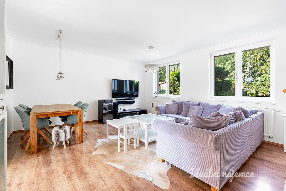 Pronájem domu 141 m² s pozemkem 451 m² – fotografie 4