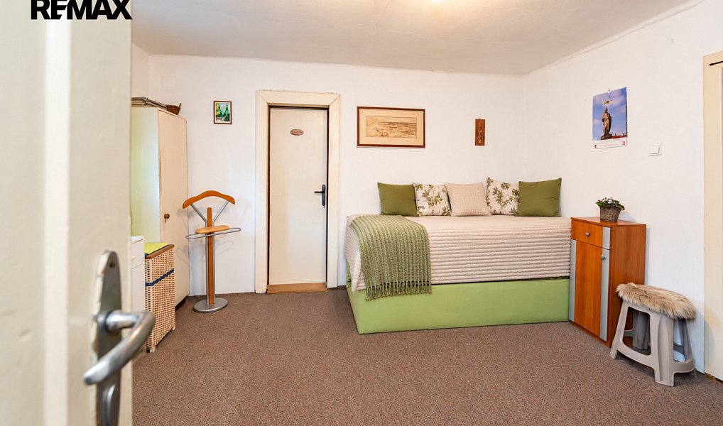 Prodej chaty/chalupy 65 m² s pozemkem 746 m², Káraný – náhled fotky 13