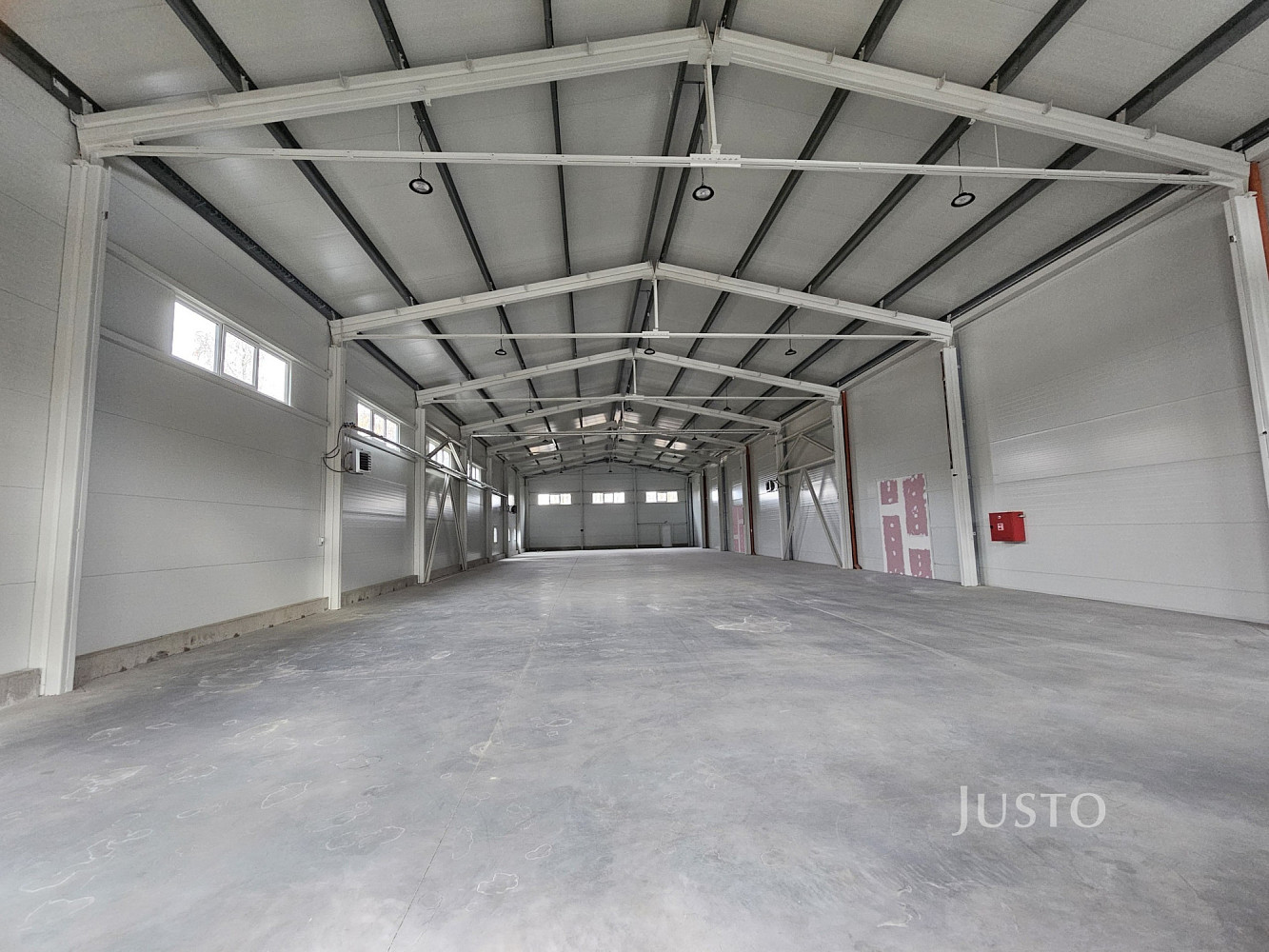 Pronájem výrobních prostor 738 m² – fotografie 2