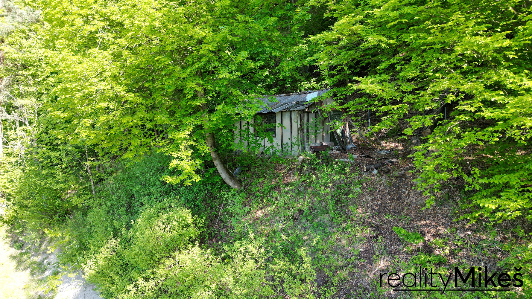 Prodej chaty/chalupy 28 m² s pozemkem 323 m²