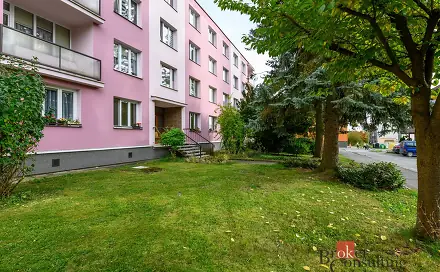 Prodej bytu 3+1 64 m², Průběžná, Kralovice, okres Plzeň-sever