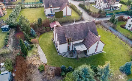 Prodej domu 250 m² s pozemkem 1 437 m², Dobřejovice, okres Praha-východ