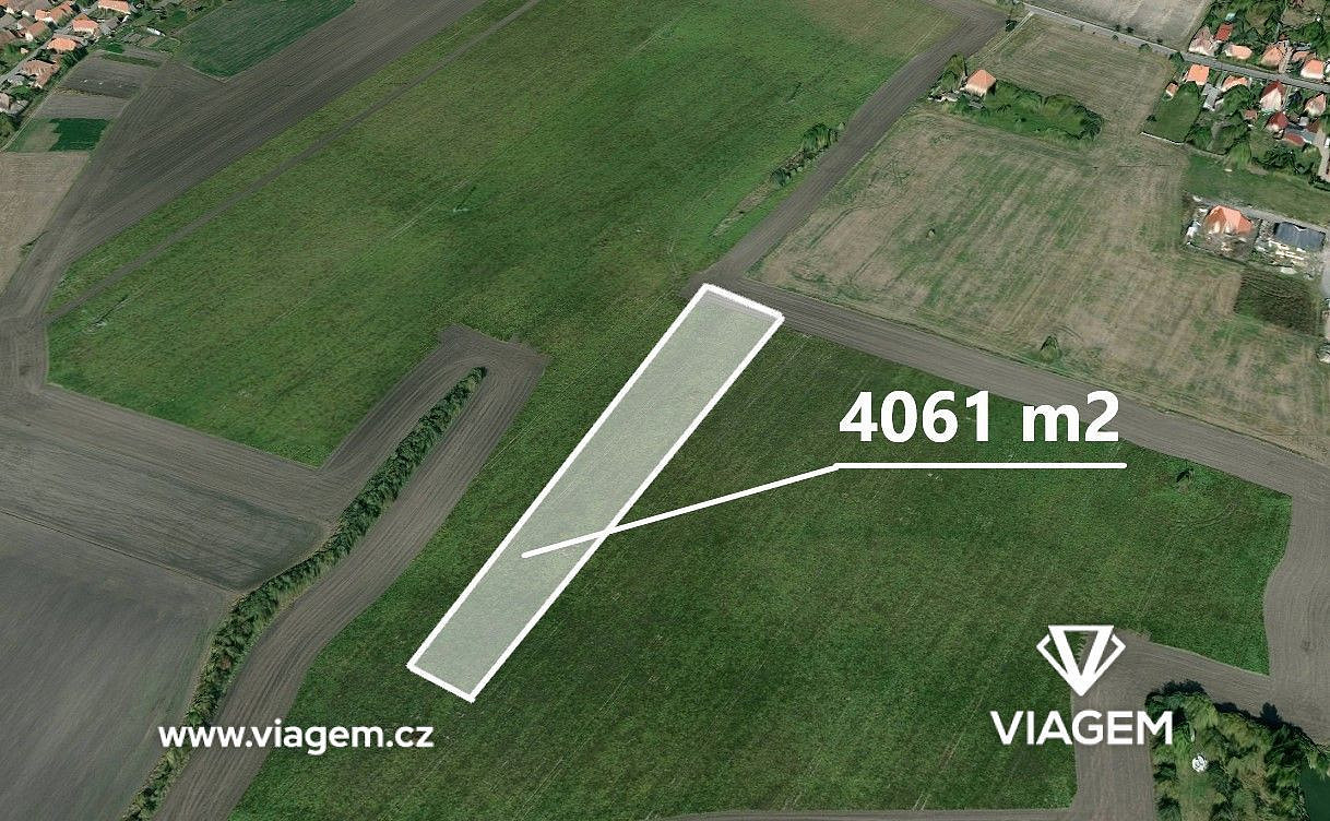 Prodej pole 2 030 m²