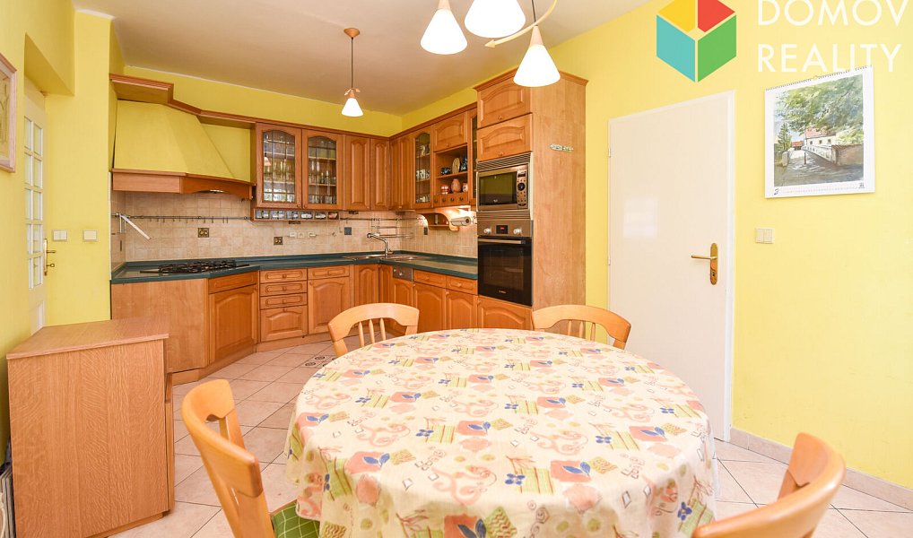 Prodej domu 220 m² s pozemkem 831 m², Beroun – náhled fotky 16