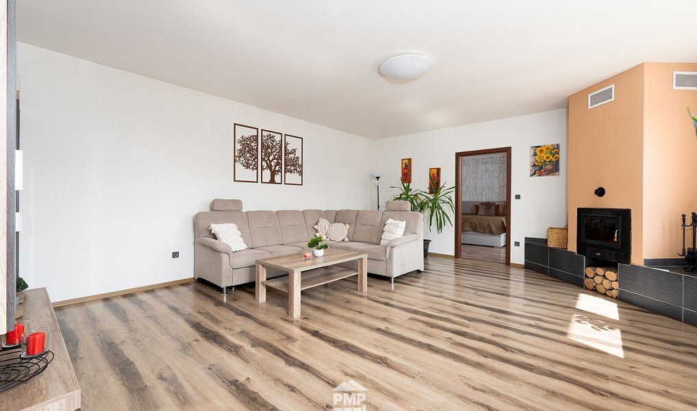 Prodej domu 238 m² s pozemkem 1 218 m², Malešovice – náhled fotky 30