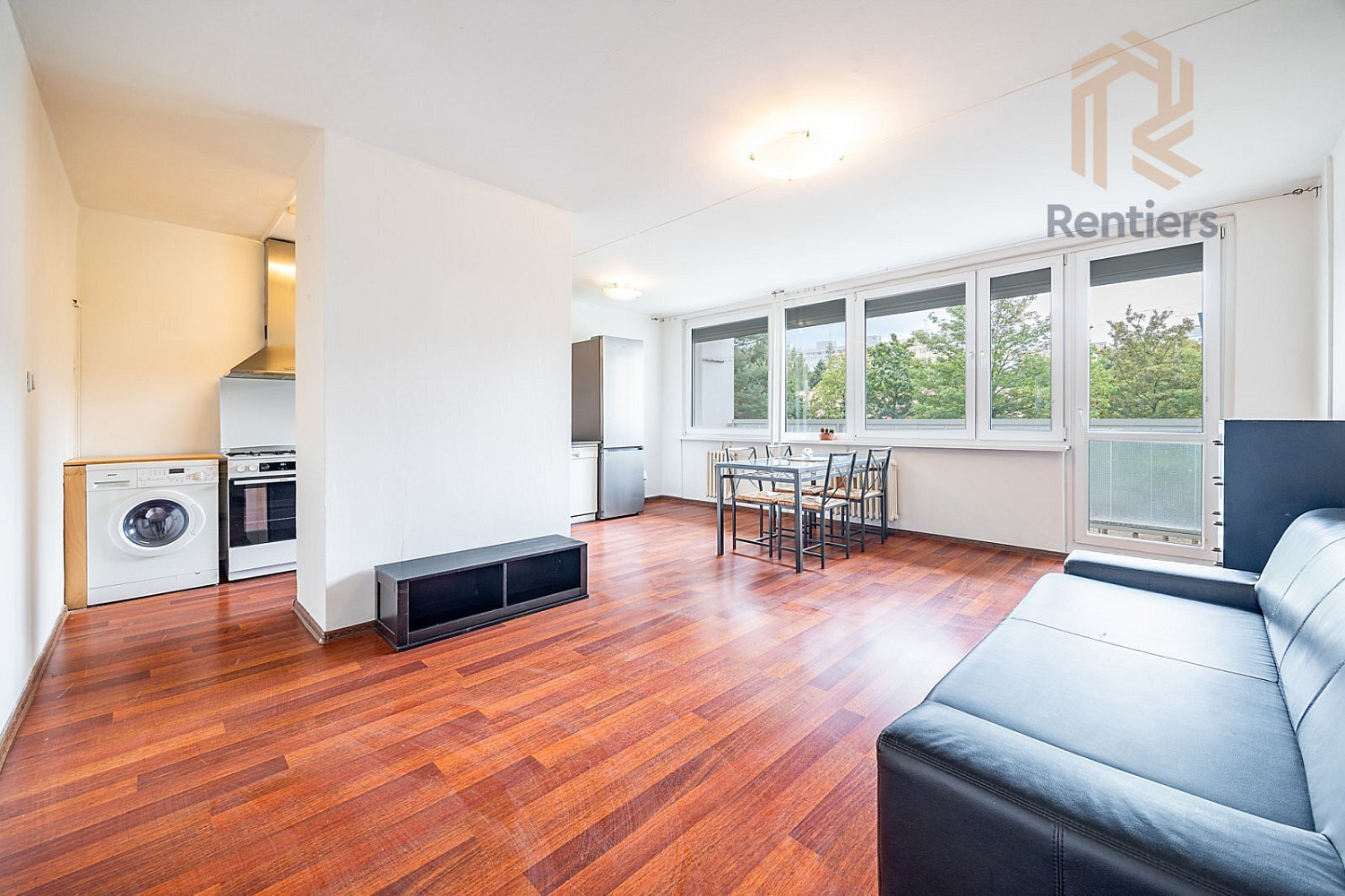 Pronájem bytu 3+kk 104 m²