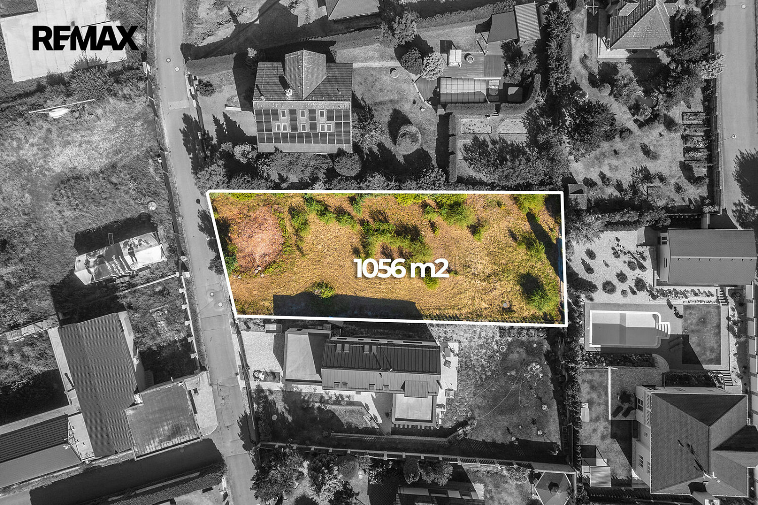 Prodej stavebního pozemku 1 056 m² – fotografie 3