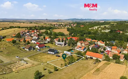 Prodej stavebního pozemku 993 m², Hřivice - Touchovice, okres Louny