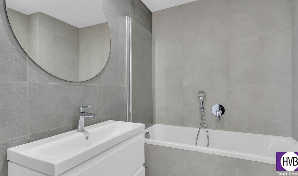 Prodej bytu 4+kk 78 m², Praha – náhled fotky 12