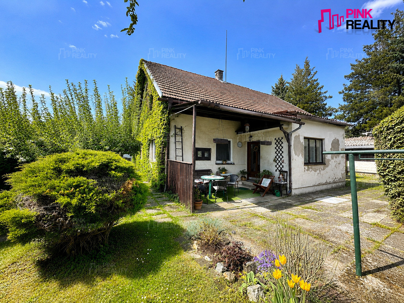 Prodej domu 101 m² s pozemkem 999 m²