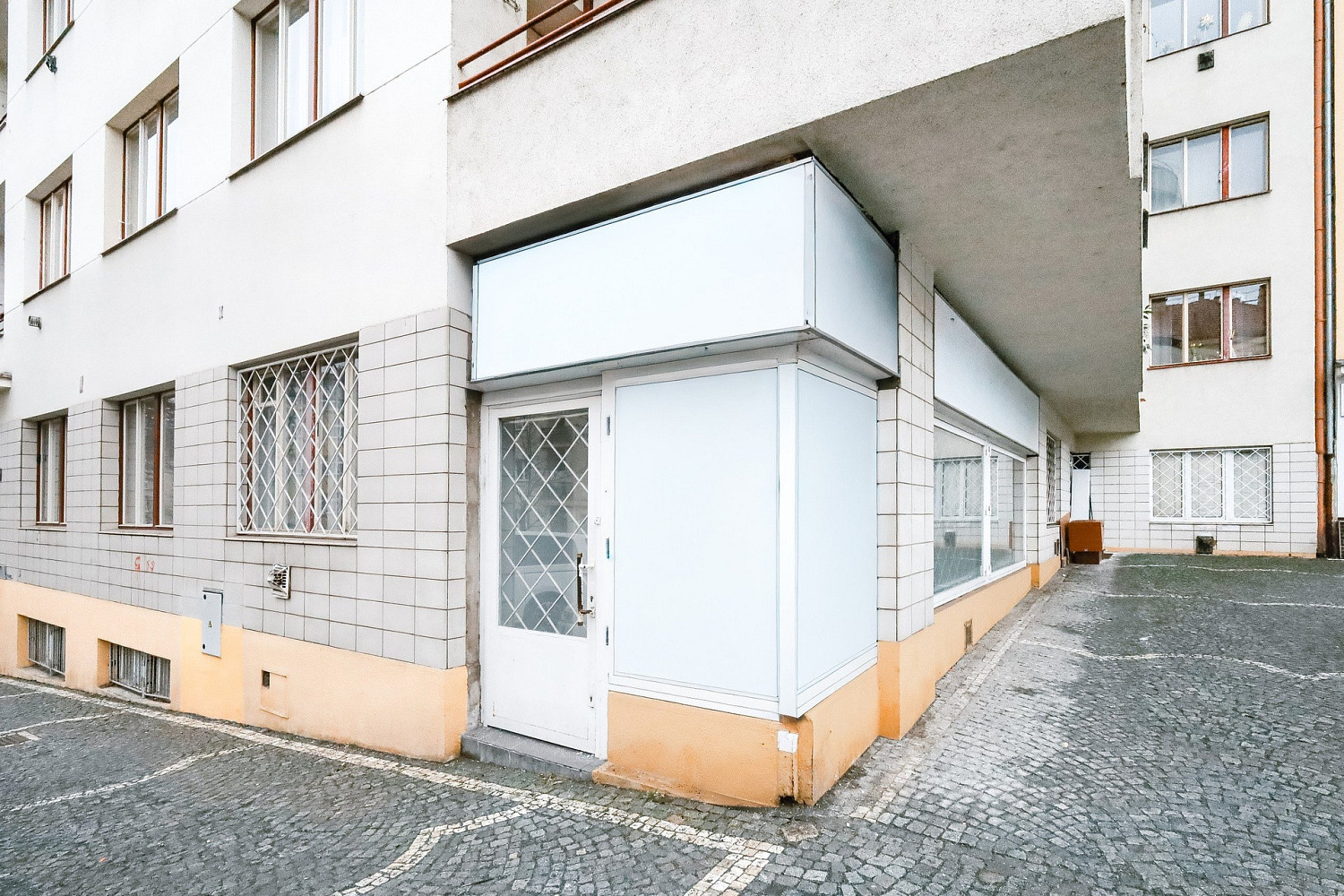 Prodej obchodních prostor 79 m² — photo 4