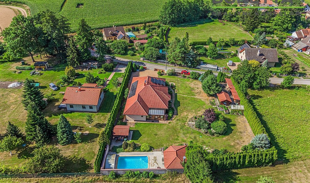 Prodej domu 233 m² s pozemkem 1 194 m², Mokrovousy – náhled fotky 26