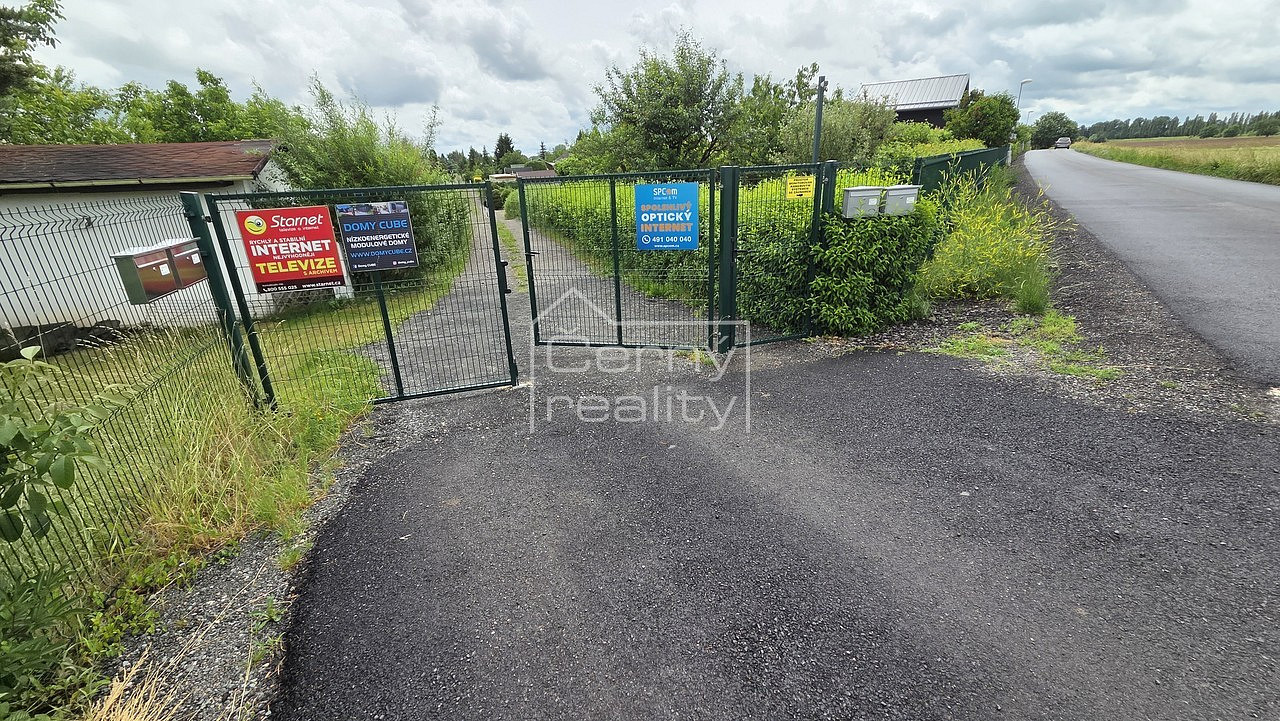 Prodej stavebního pozemku 1 081 m² — photo 4