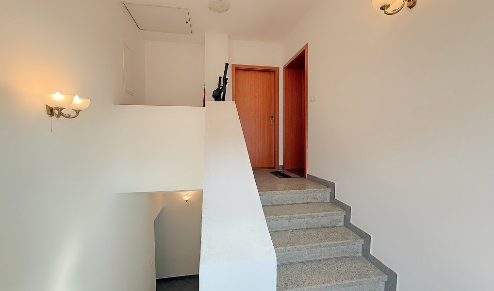 Prodej domu (jiného typu) 226 m² s pozemkem 358 m², Holice – náhled fotky 21