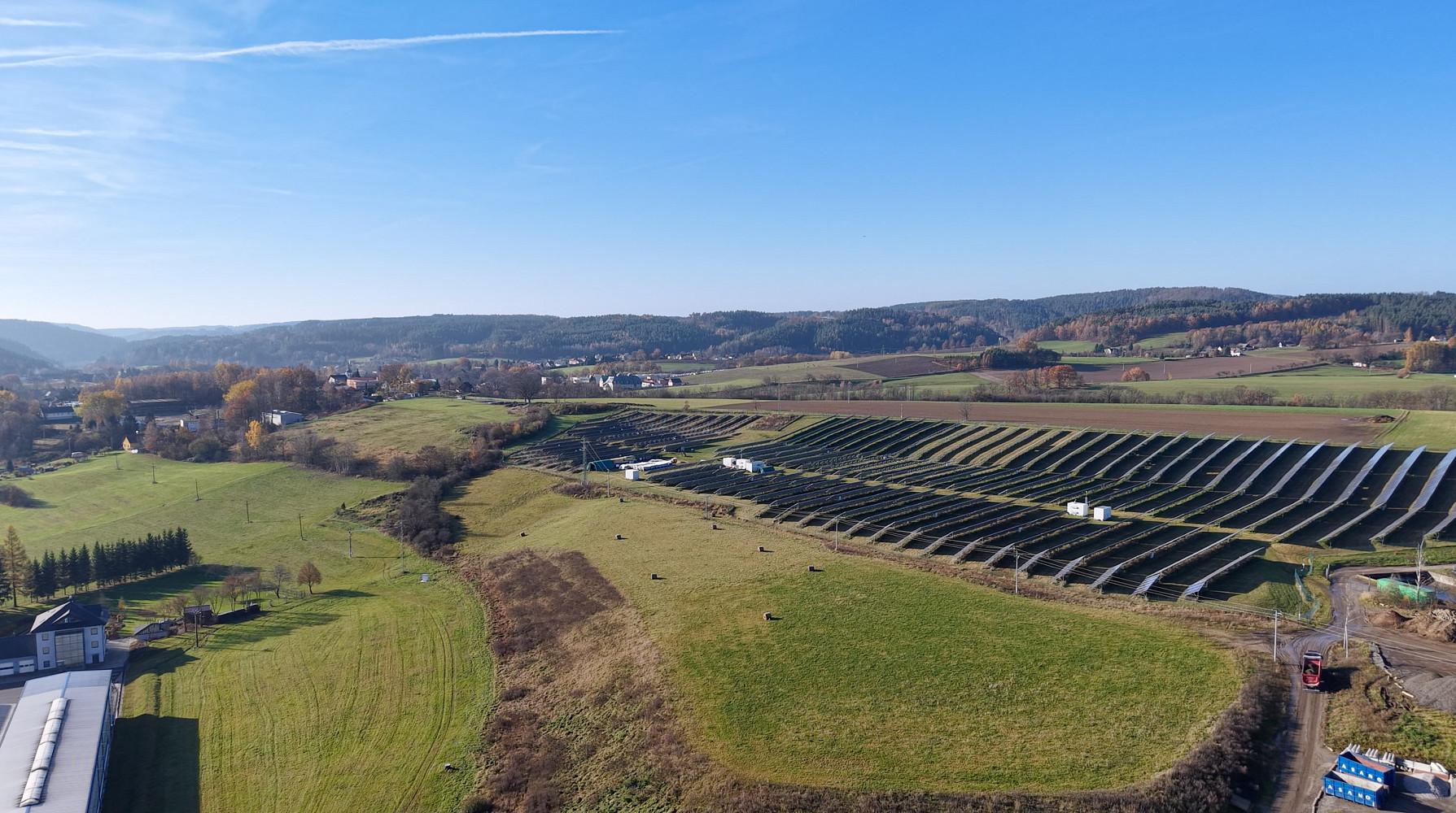 Prodej komerčního pozemku 34 433 m² – pohled 3