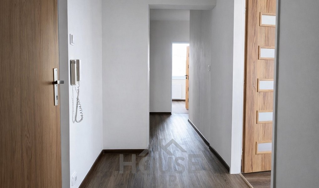 Prodej bytu 3+1 68 m², Praha – náhled fotky 9