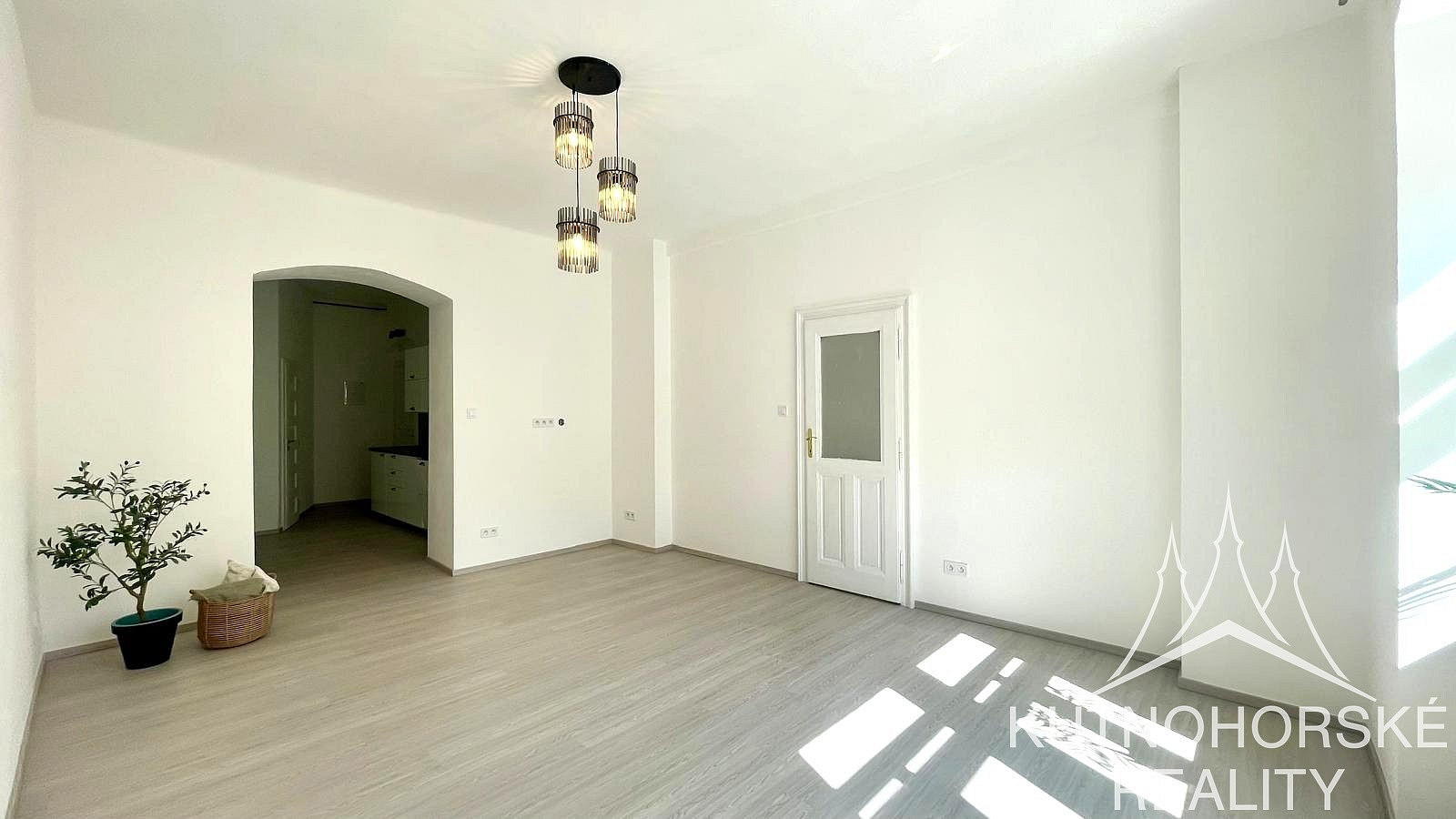 Pronájem bytu 2+1 65 m² — photo 3