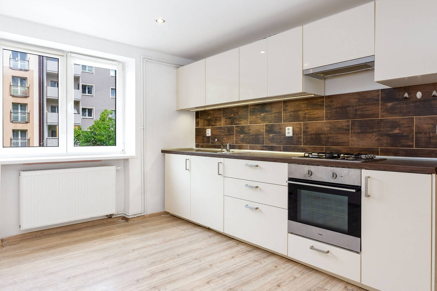 Pronájem bytu 2+1 50 m² – fotografie 2