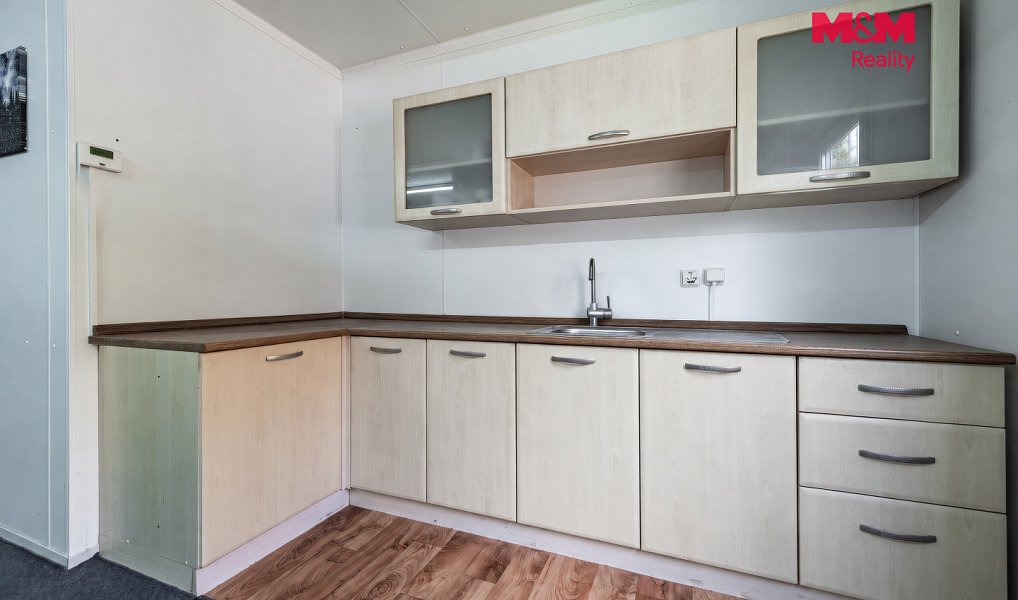 Prodej obchodních prostor 290 m², Bernartice – náhled fotky 2