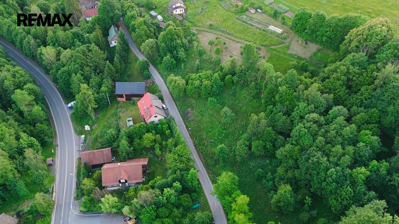 Prodej zahrady 2 111 m² v Benešově u Semil Vlastní kousek přírody za bezkonkurenční cenu – pohled 4