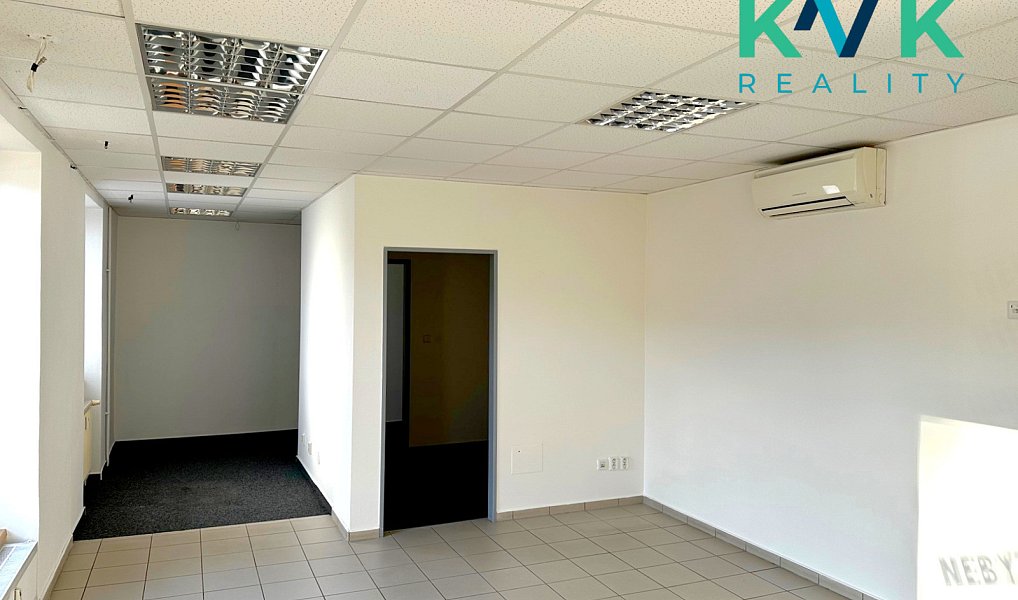 Pronájem obchodních prostor 160 m², Ostrov – náhled fotky 8