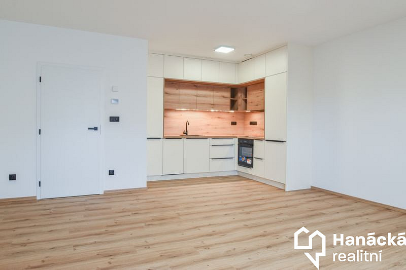Pronájem bytu 2+kk 62 m² - Widok 4