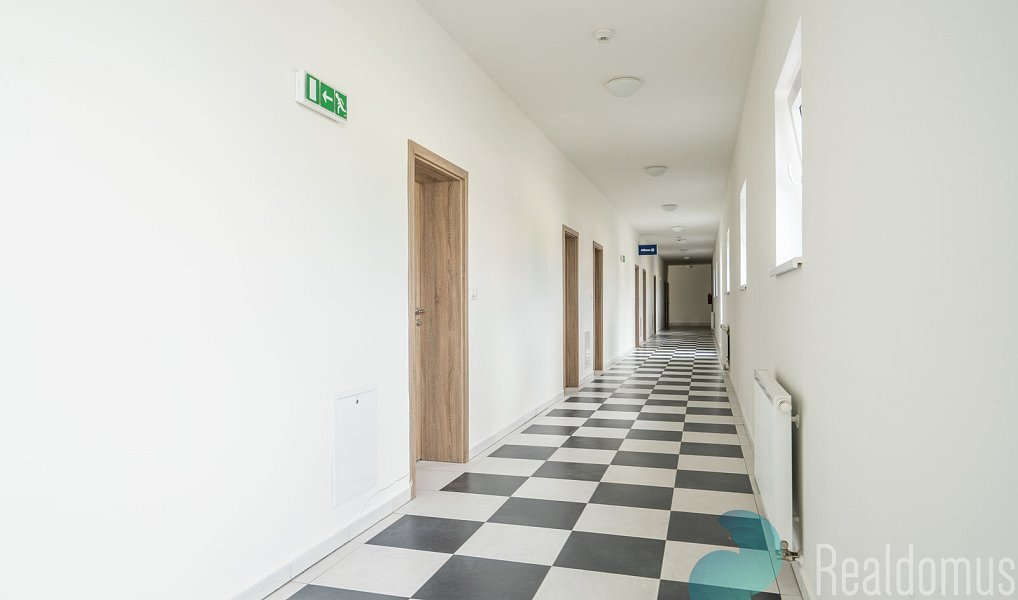 Pronájem kanceláře 35 m², Český Krumlov – náhled fotky 9
